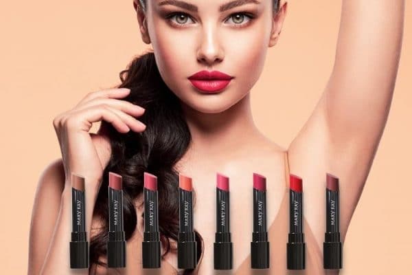© MARY KAY Supreme Hydrating Lipstick - Happy Valentine's Glamour in acht limitierten Premium-Nuancen