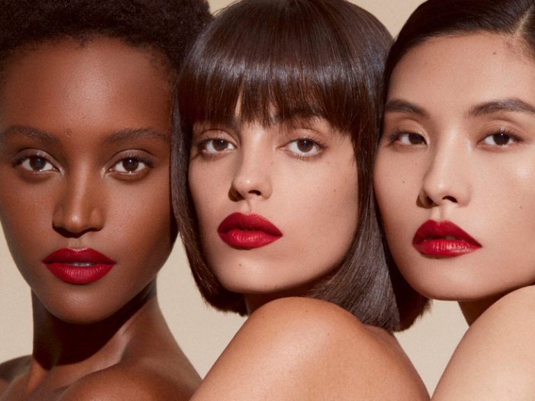 © ARMANI beauty Lip Power Lipstick