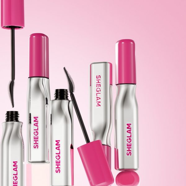 © SHEGLAM Lash Lighter Up & Out Mascara