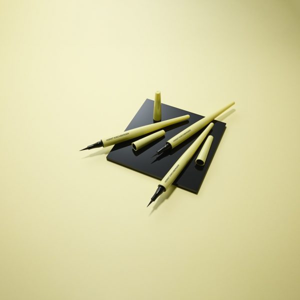 © HORST KIRCHBERGER Liquid Liner