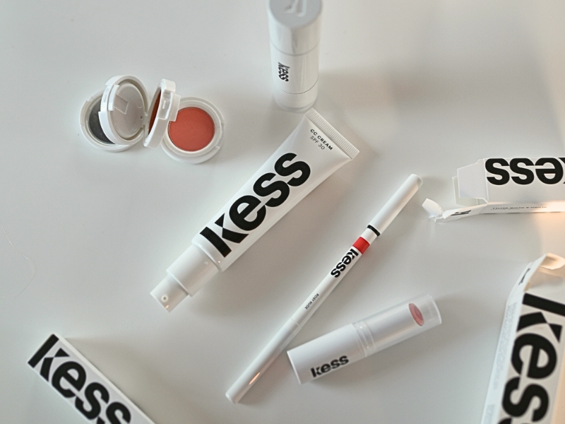 © Kess Berlin Make-up-Essentials Collection