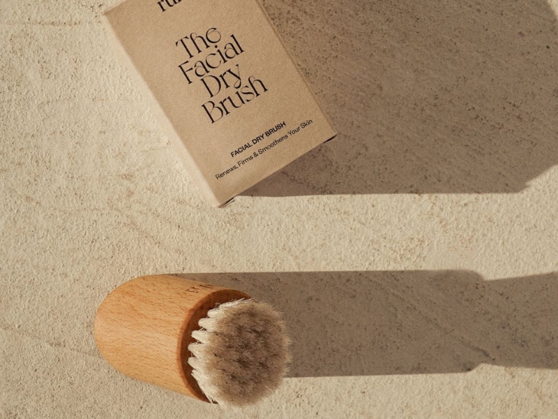 © ruhi The Facial Dry Brush