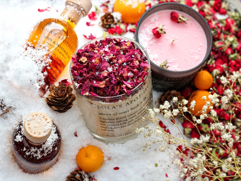 © LOLA'S APOTHECARY - Award-prämierte holistische Wellnesskreationen