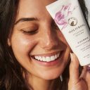 © HoliFrog - blitzsaubere Pflegestrategien für eine widerstandsfähige Hautarchitektur