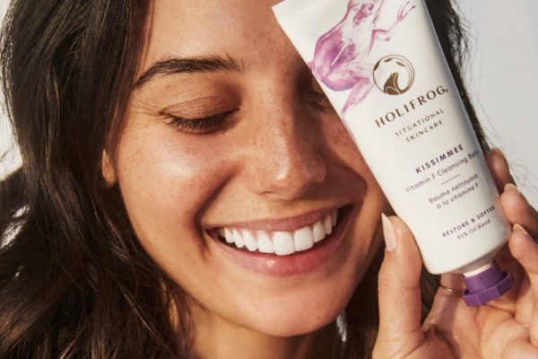 © HoliFrog - blitzsaubere Pflegestrategien für eine widerstandsfähige Hautarchitektur