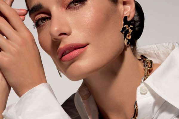 © Make up Factory The Capsule Edition SS26 - stylishe Modeergänzung zur PANTONE-Trendfarbe