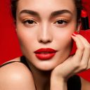 © Hung Vanngo Beauty - avantgardistischer Ausdruck von Farbe, Komposition und Kreativität