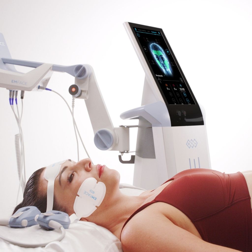 © EMFACE - non-invasive Add-ons für Eye Lifting und Jawline-Re-Contouring