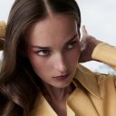 © LA BIOSTHÉTIQUE Futuristic Ease SS26 Look-Thema SCARLET