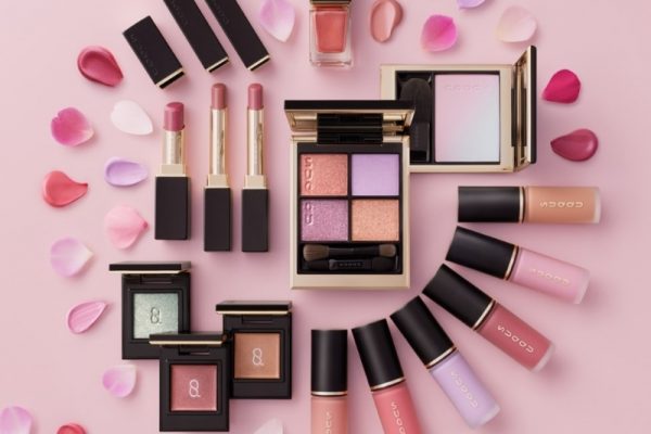 © SUQQU - japanisches Farblehrenverständnis für modulare Make-up-Entfaltung