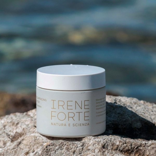 © IRENE FORTE Skincare Red Algae Resurfacing Body Exfoliator