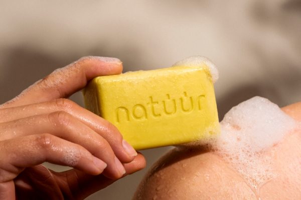 © natüür - natürliche Reinigungsleistung mit patentiertem Neemblatt-Wirkkomplex
